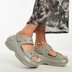 Crocs Mega Crush Platform Sandal Size 8 Elephant Gray